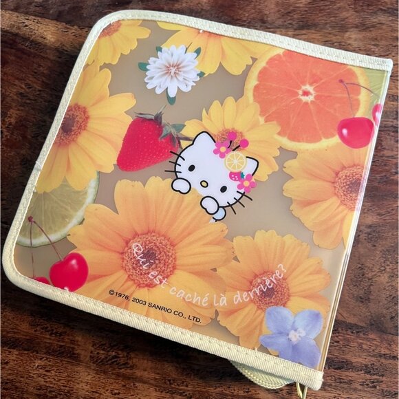 Hello Kitty Bee Floral Fruit Vintage 2003 CD Case Zipper Closure - Picture 10 of 11
